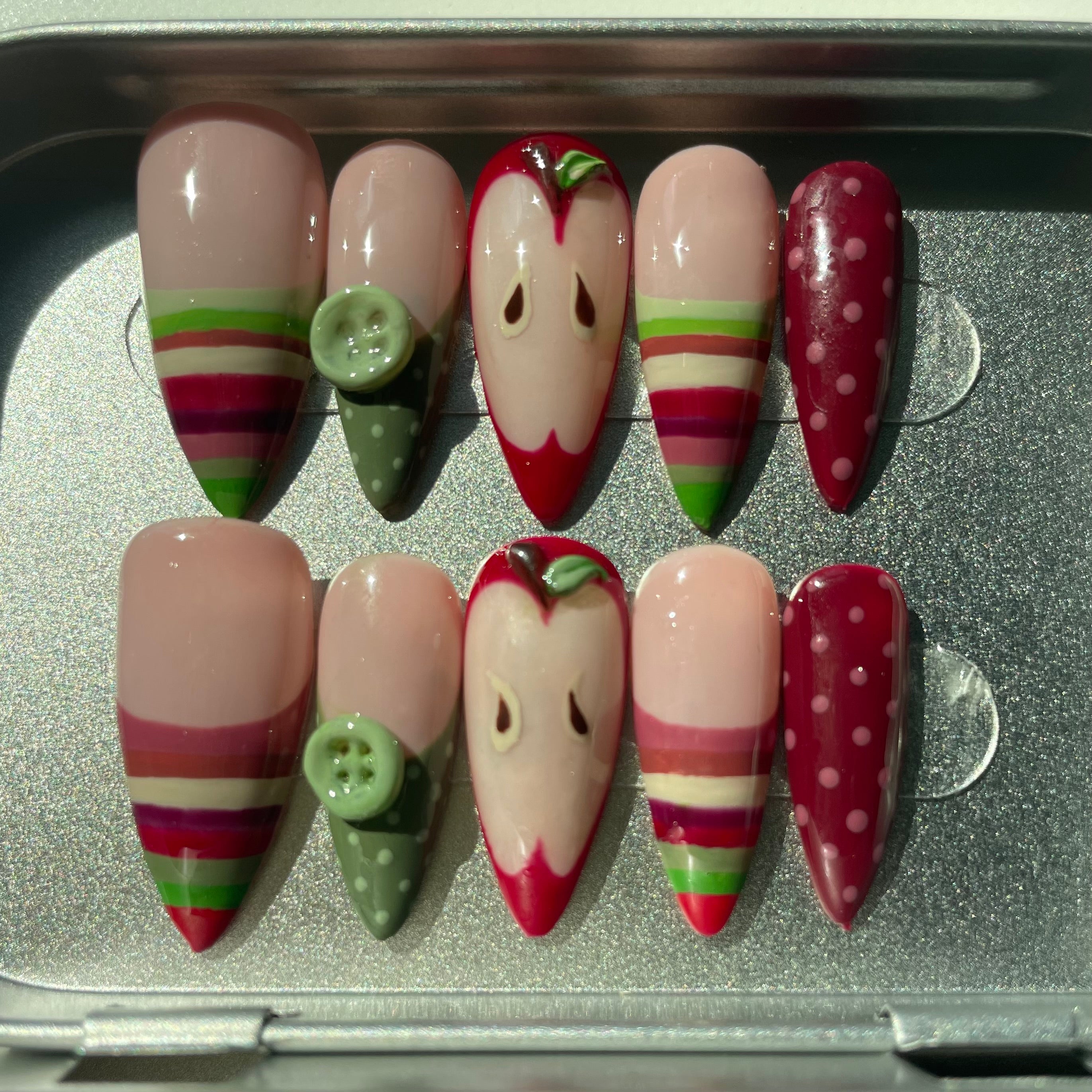 Non-repeatable nail art inspiration